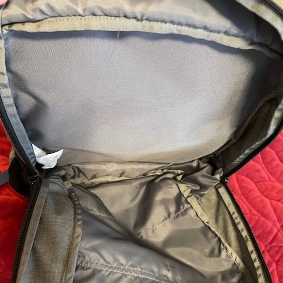 Timbuk2 Laptop Backpack Gray – Excellent Condition - Picture 11 of 11